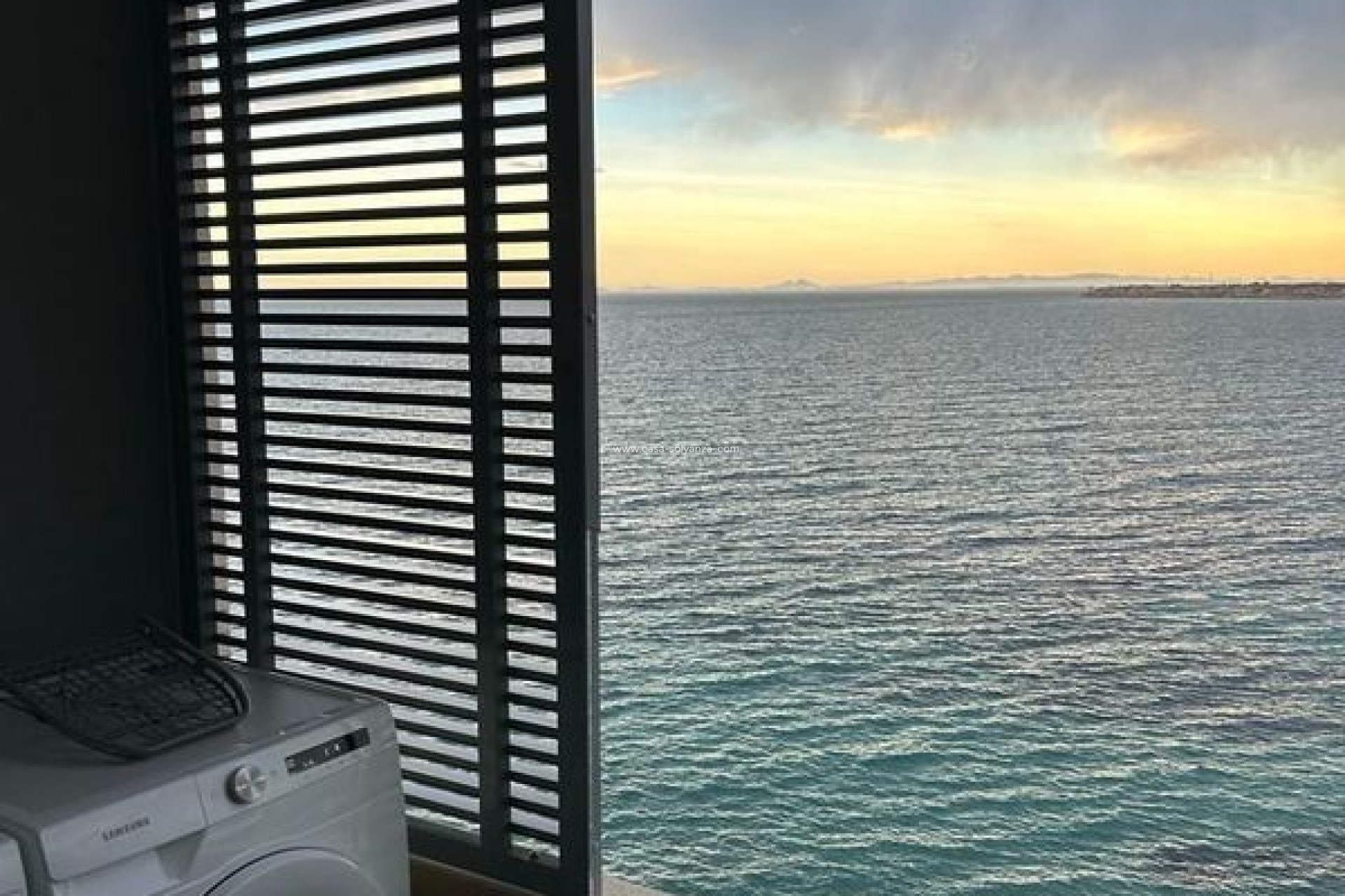 Resale - Apartment / flat - Punta Prima - Costa Blanca