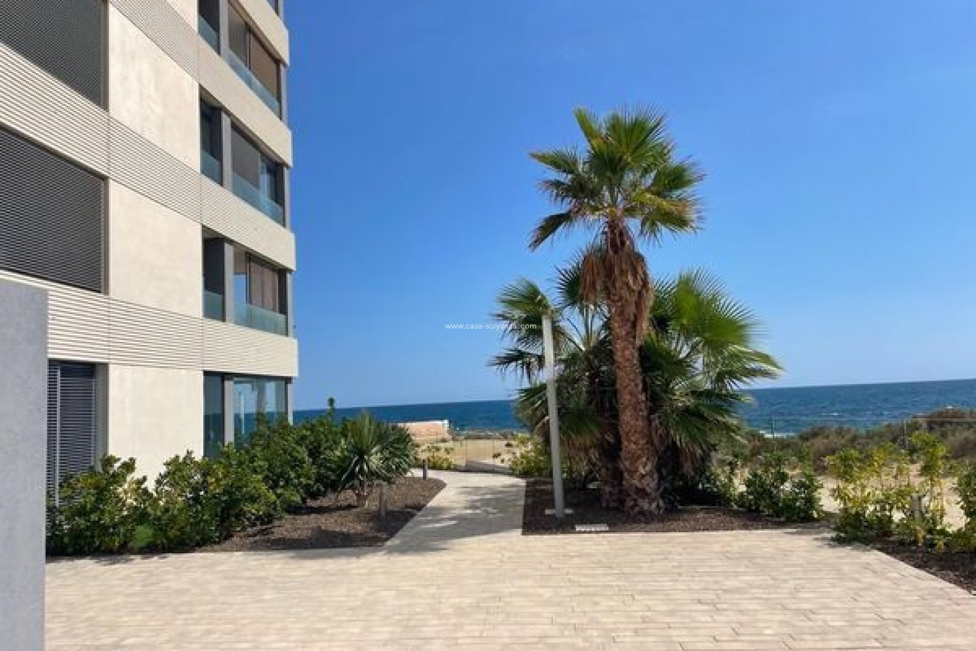 Resale - Apartment / flat - Punta Prima - Costa Blanca
