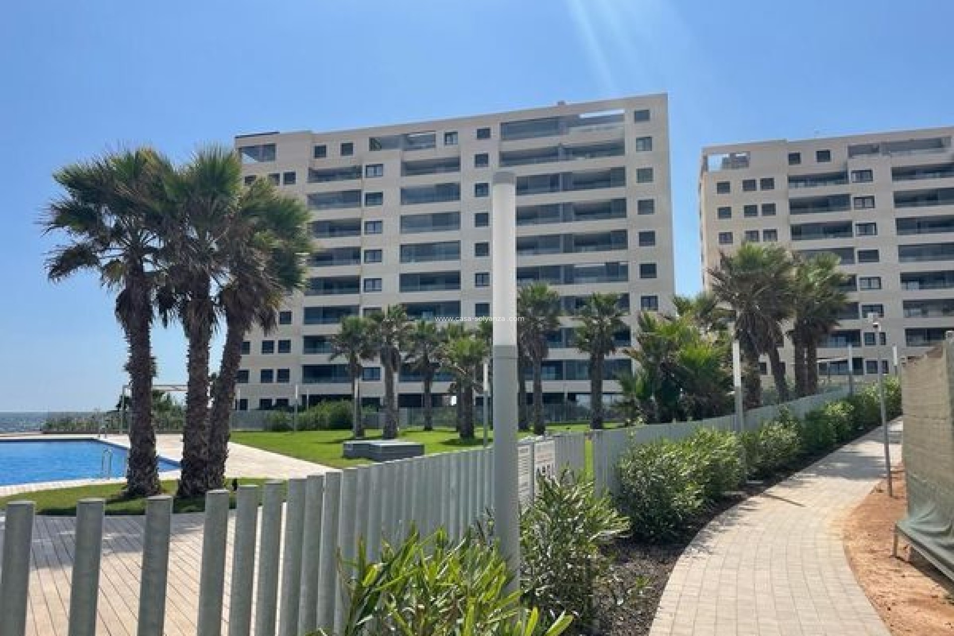 Resale - Apartment / flat - Punta Prima - Costa Blanca