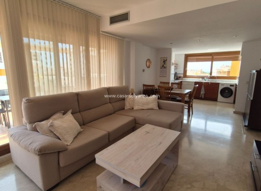 Resale - Apartment / flat - Punta Prima - Costa Blanca