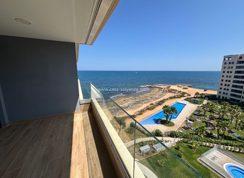 Resale - Apartment / flat - Punta Prima - Orihuela Costa