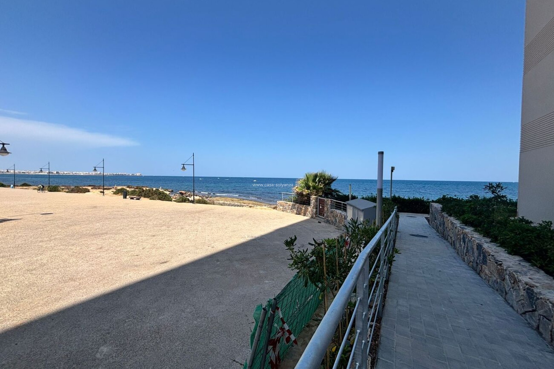 Resale - Apartment / flat - Punta Prima - Orihuela Costa