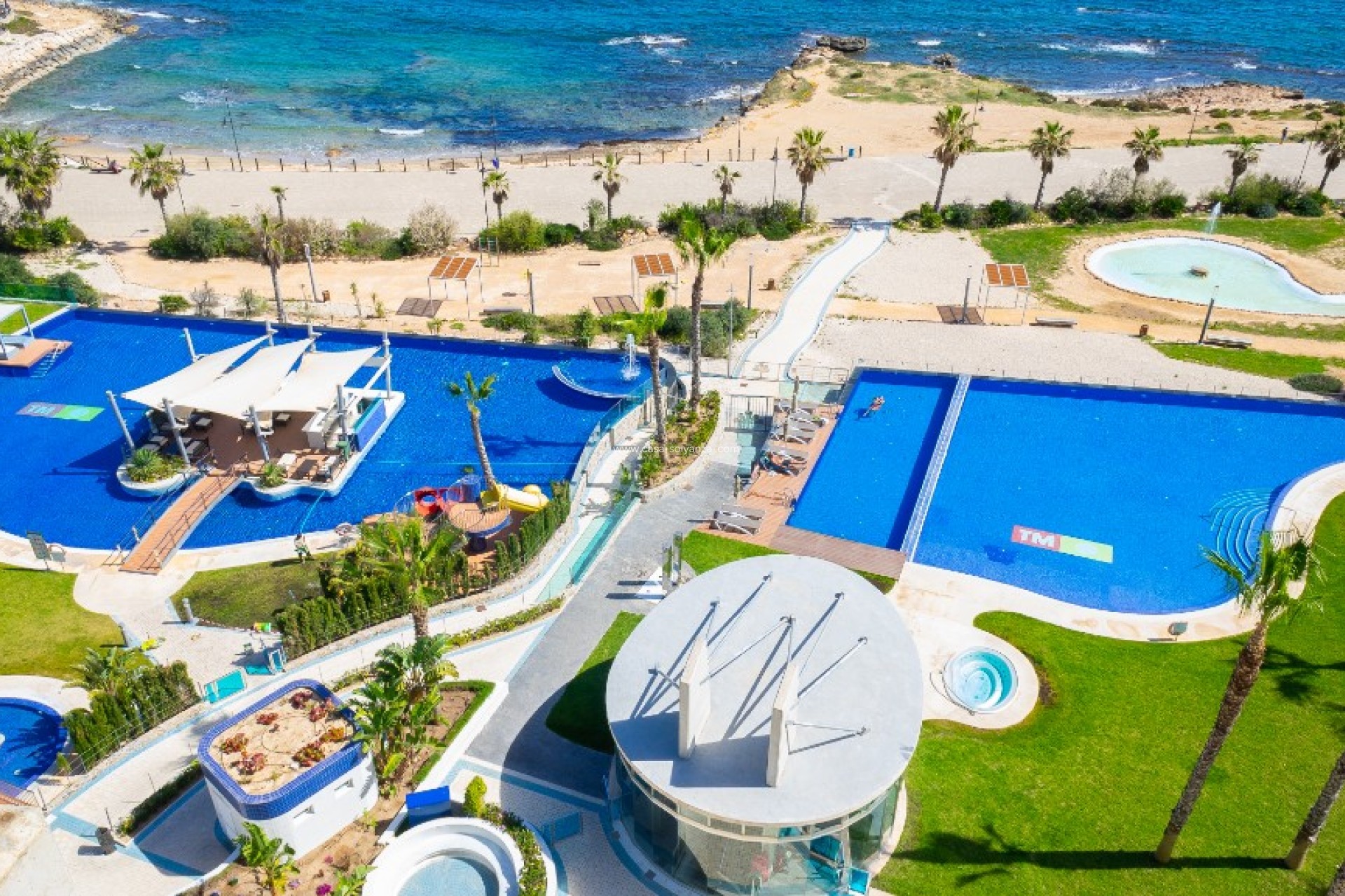 Resale - Apartment / flat - Punta Prima