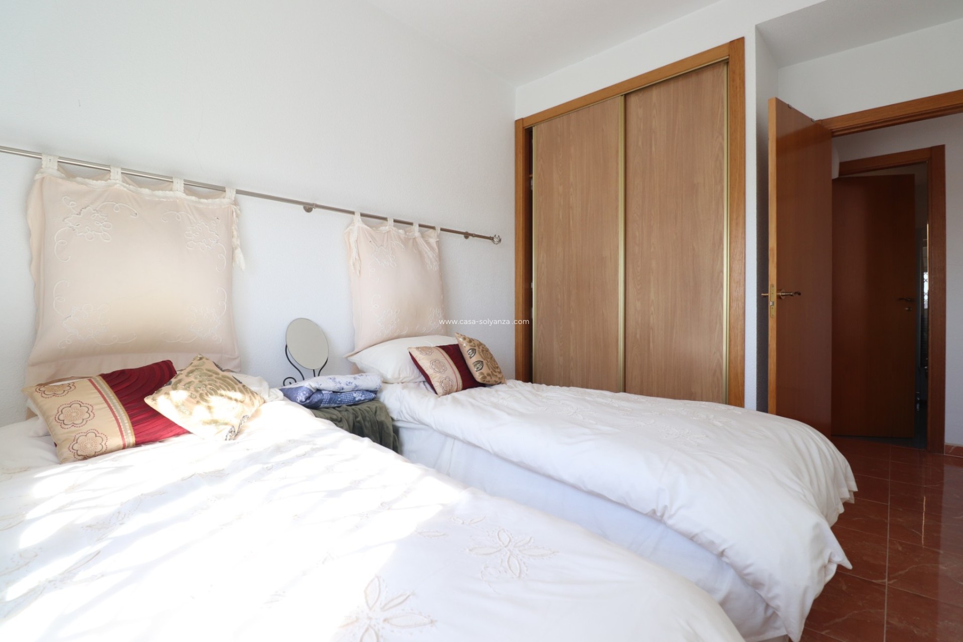 Resale - Apartment / flat - Rafal - Rafal - Town