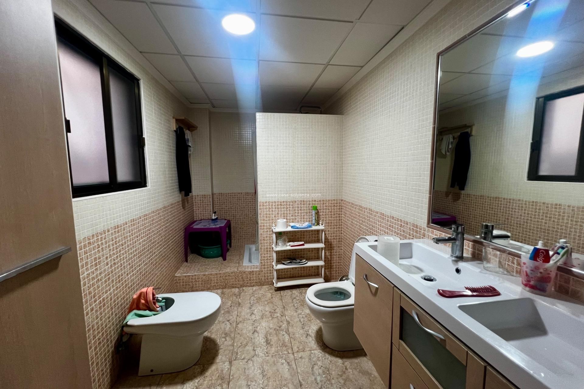 Resale - Apartment / flat - Rojales