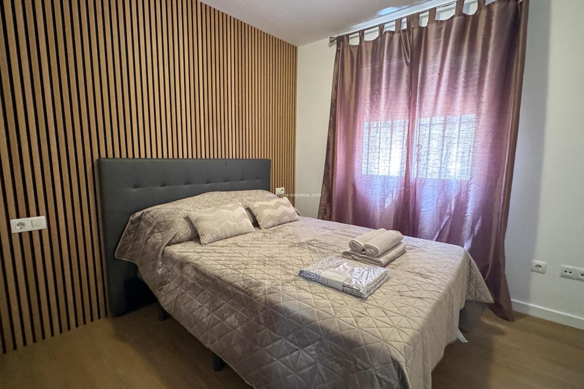 Resale - Apartment / flat - San Miguel de Salinas - Las Filipinas
