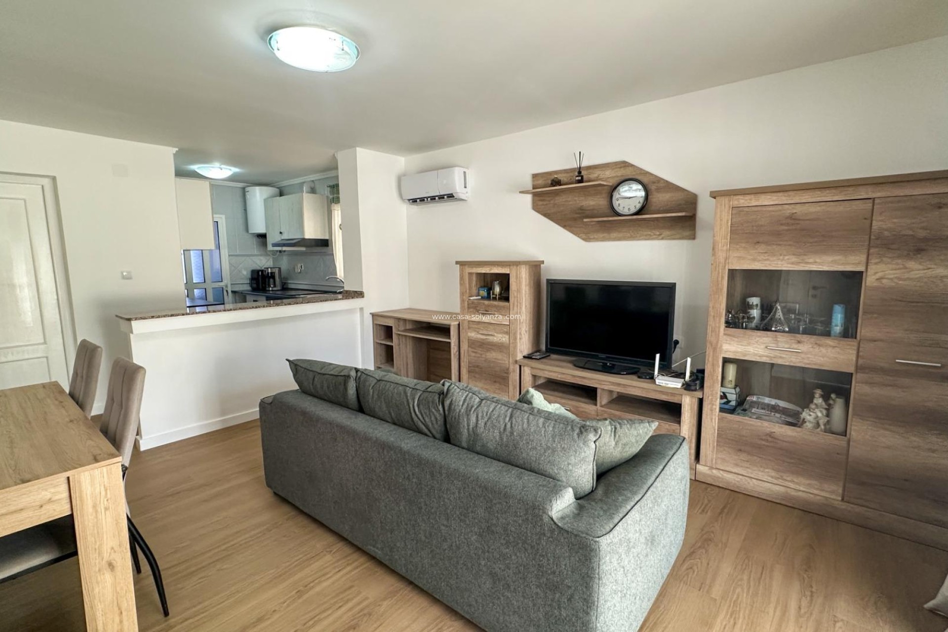 Resale - Apartment / flat - San Miguel de Salinas - Las Filipinas
