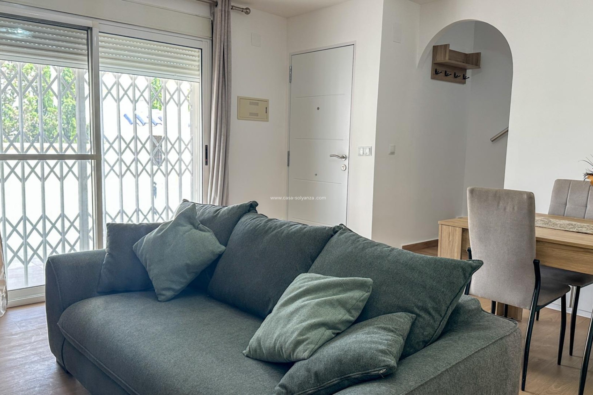 Resale - Apartment / flat - San Miguel de Salinas - Las Filipinas