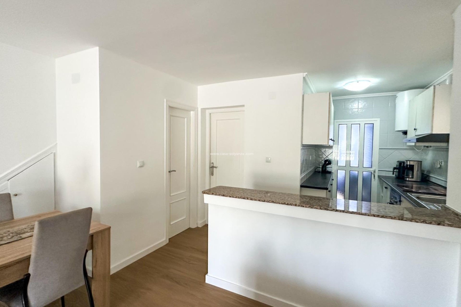 Resale - Apartment / flat - San Miguel de Salinas - Las Filipinas