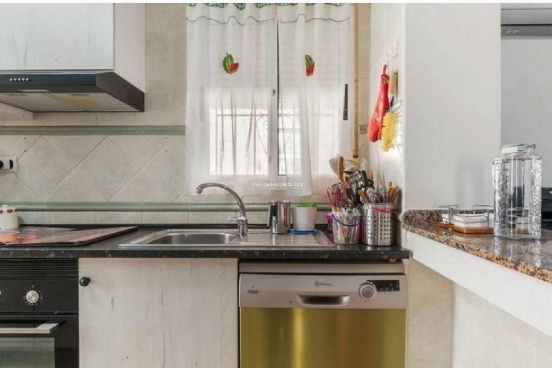 Resale - Apartment / flat - San Miguel de Salinas - Las Filipinas