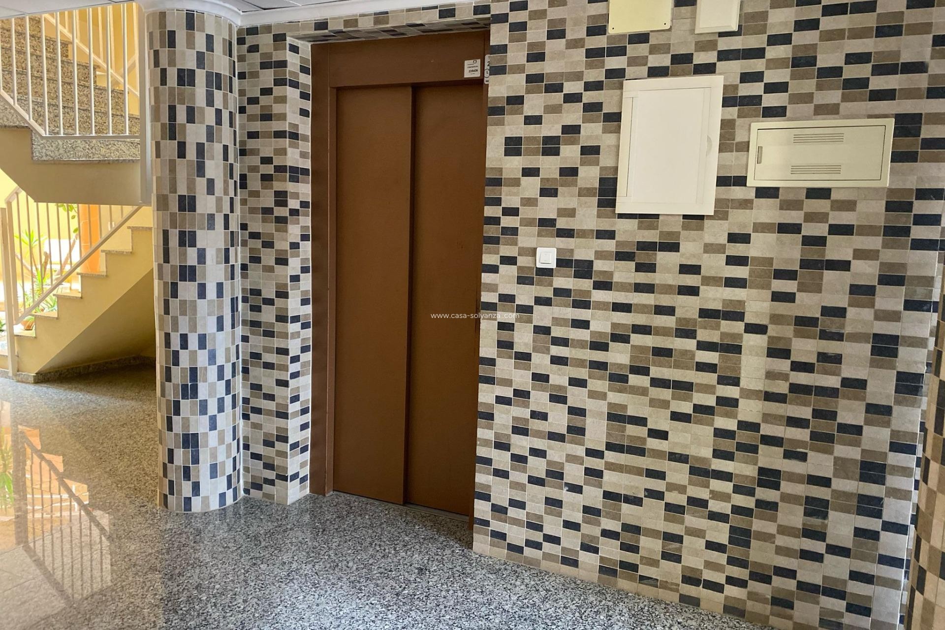 Resale - Apartment / flat - San Miguel de Salinas - Pueblo 9