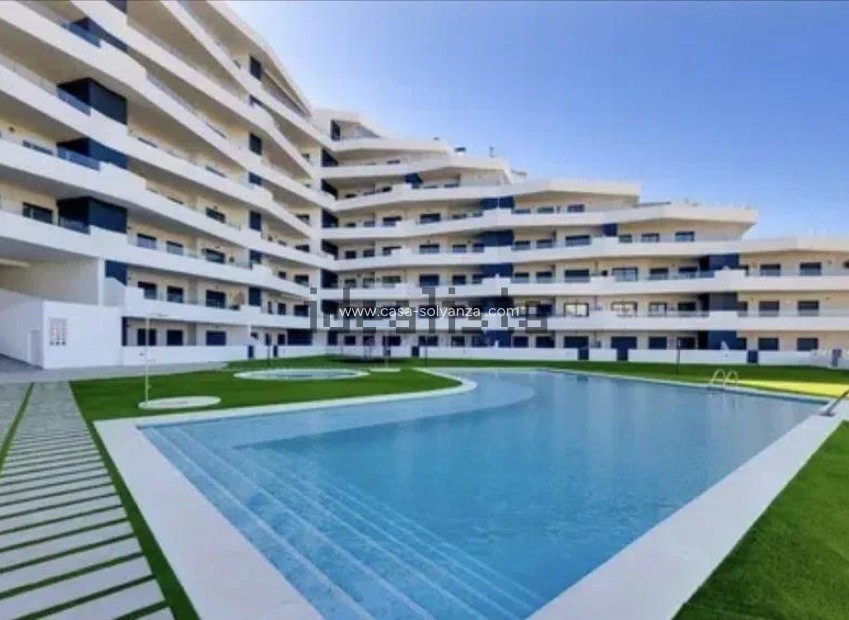 Resale - Apartment / flat - San Miguel de Salinas - Pueblo