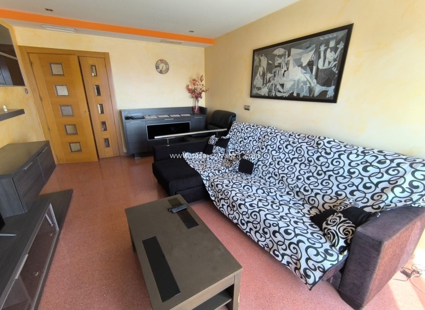 Resale - Apartment / flat - Sax - Inland