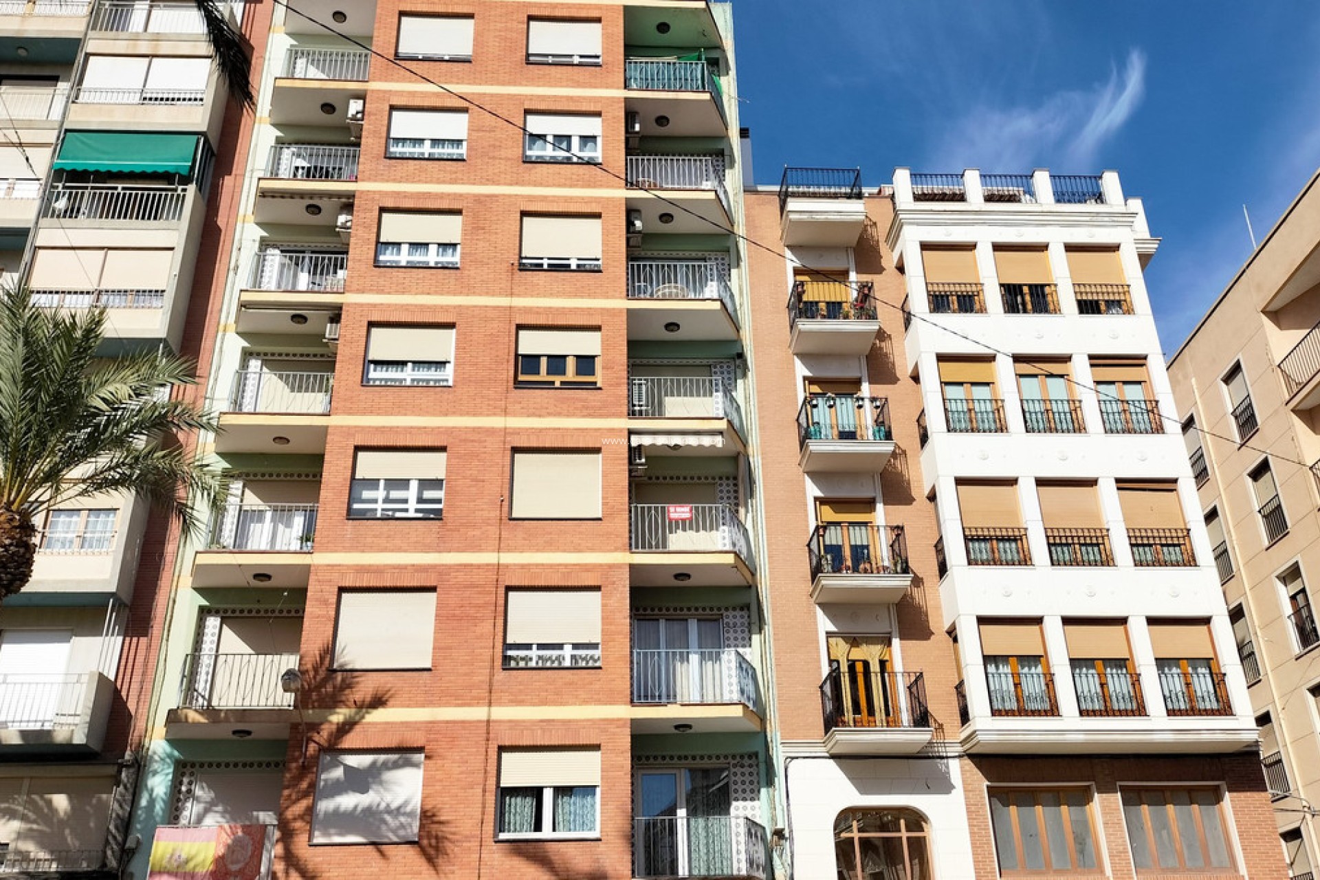 Resale - Apartment / flat - Sax - Sax Centro