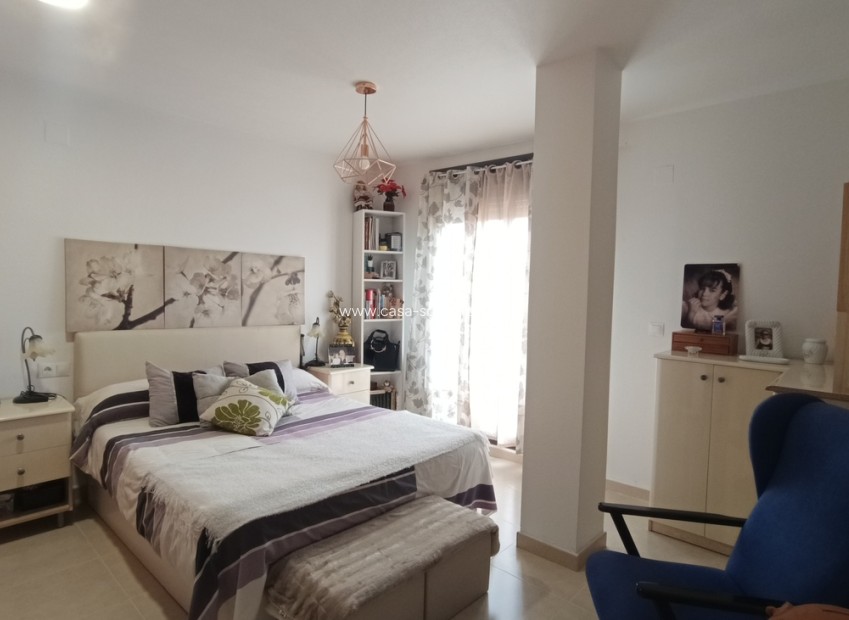 Resale - Apartment / flat - Sucina - Inland