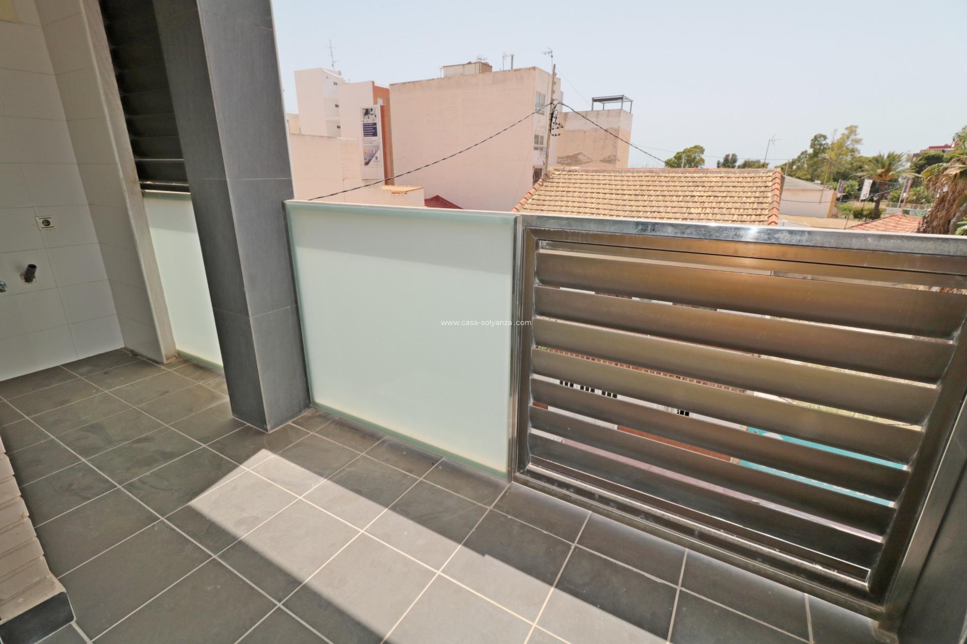 Resale - Apartment / flat - Torrevieja - Acequion