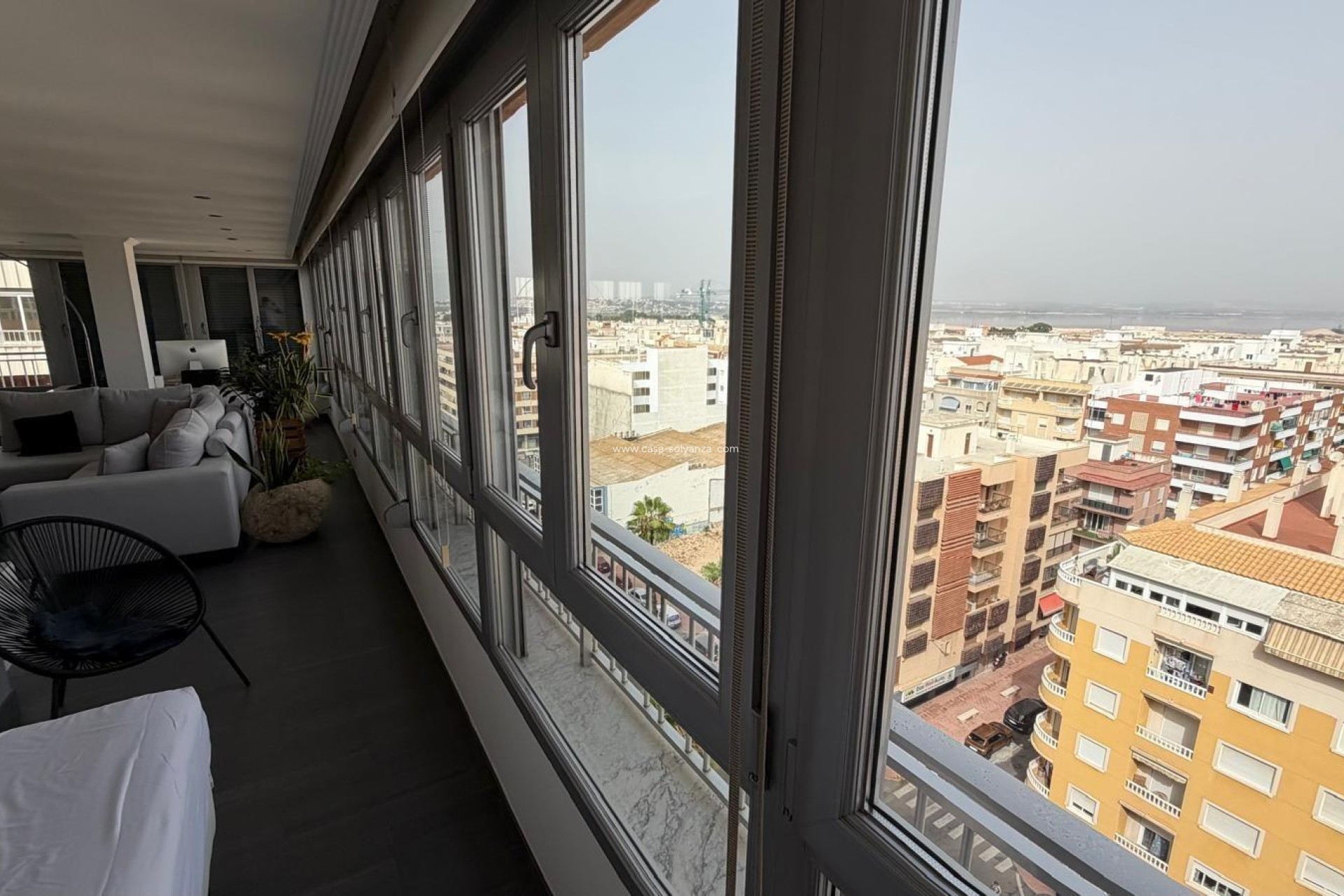 Resale - Apartment / flat - Torrevieja - Acequion