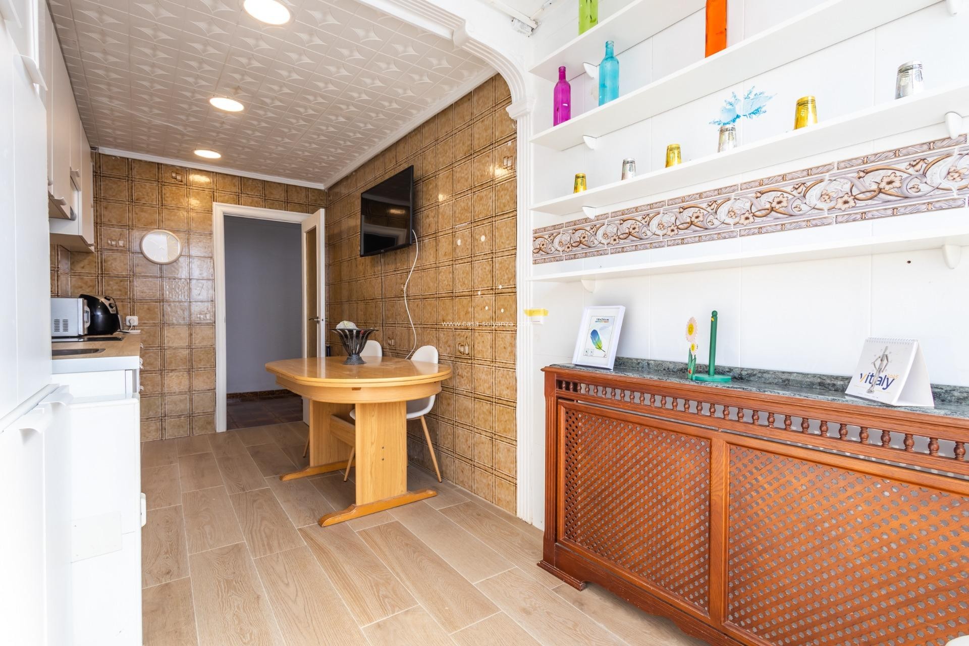 Resale - Apartment / flat - Torrevieja - Acequion