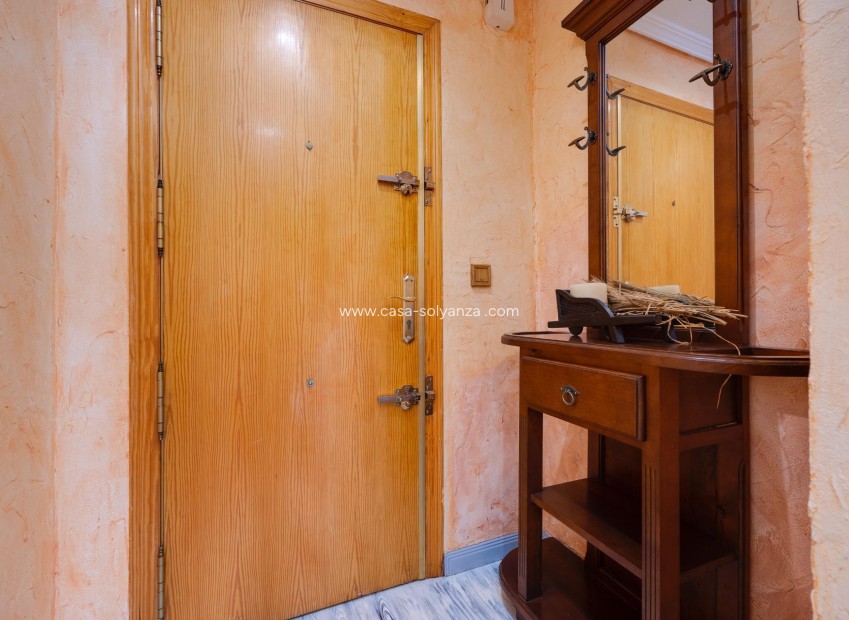 Resale - Apartment / flat - Torrevieja - Acequion