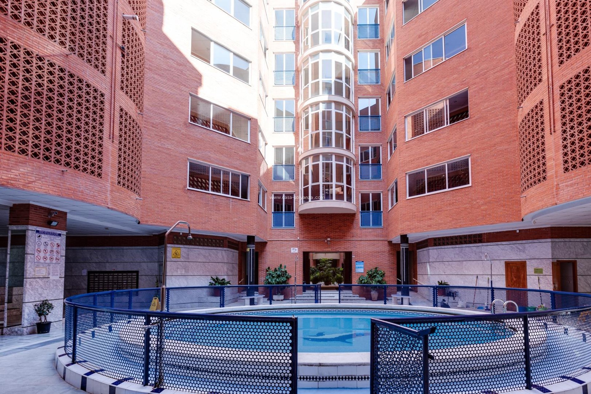 Resale - Apartment / flat - Torrevieja - Acequion