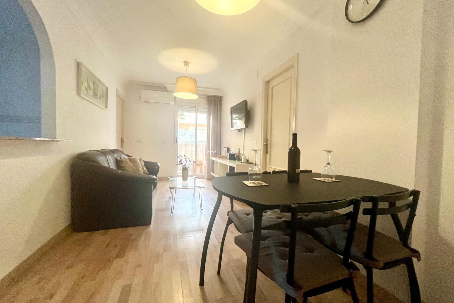 Resale - Apartment / flat - Torrevieja - Acequion
