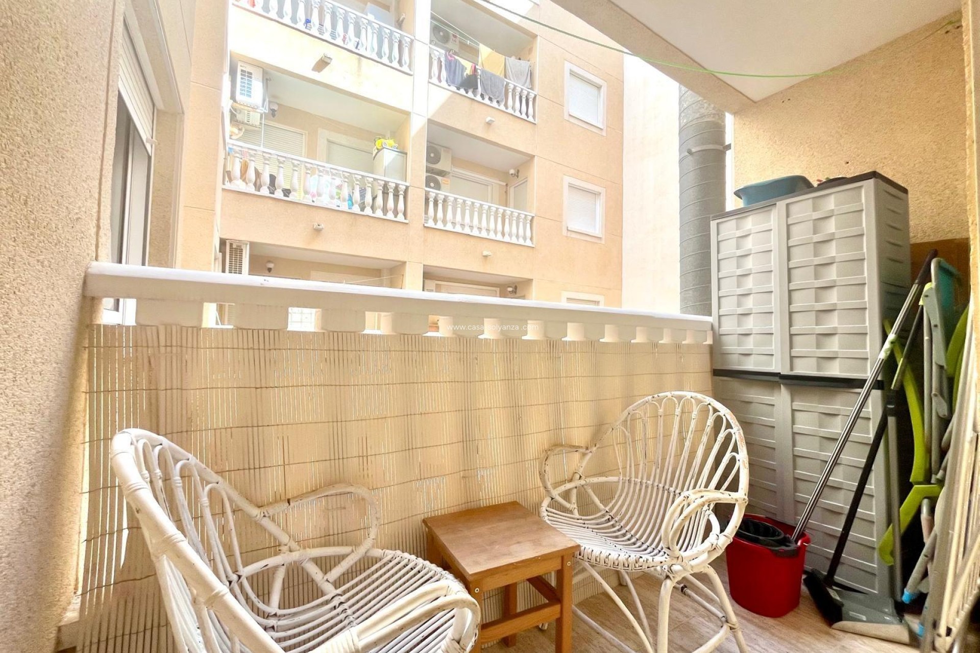 Resale - Apartment / flat - Torrevieja - Acequion
