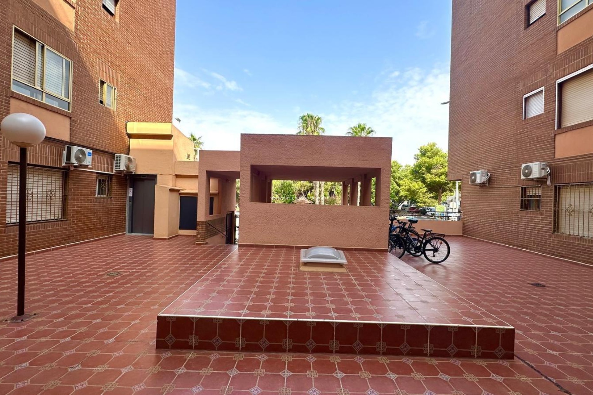 Resale - Apartment / flat - Torrevieja - Acequion