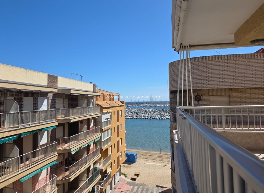 Resale - Apartment / flat - Torrevieja - Acequion