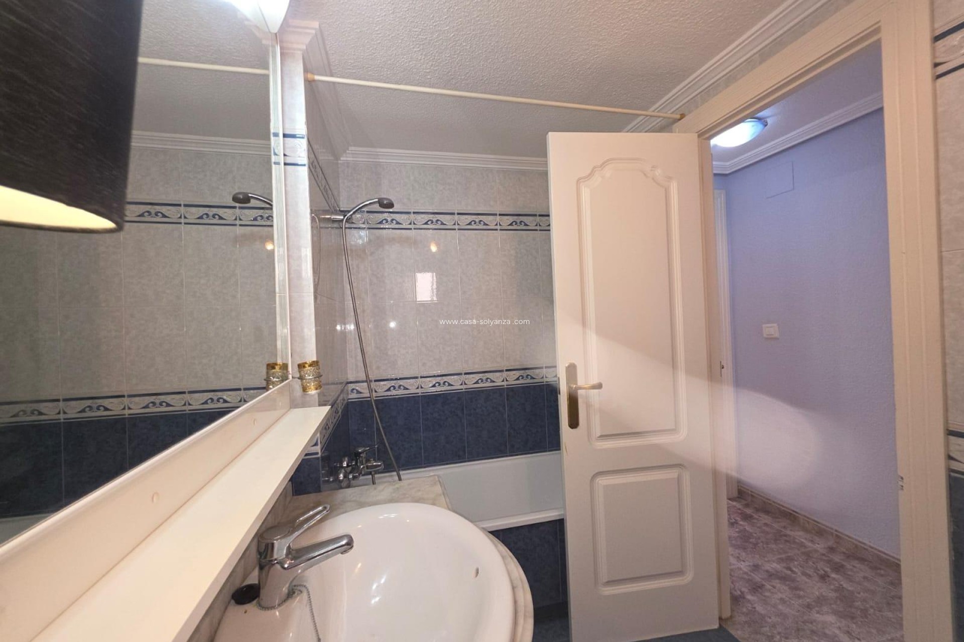 Resale - Apartment / flat - Torrevieja - Acequion