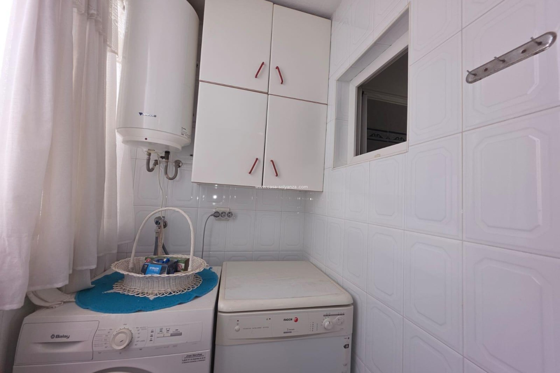 Resale - Apartment / flat - Torrevieja - Acequion