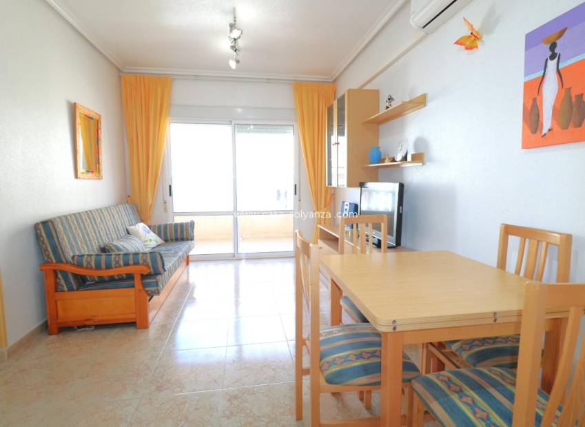 Resale - Apartment / flat - Torrevieja - Acequion