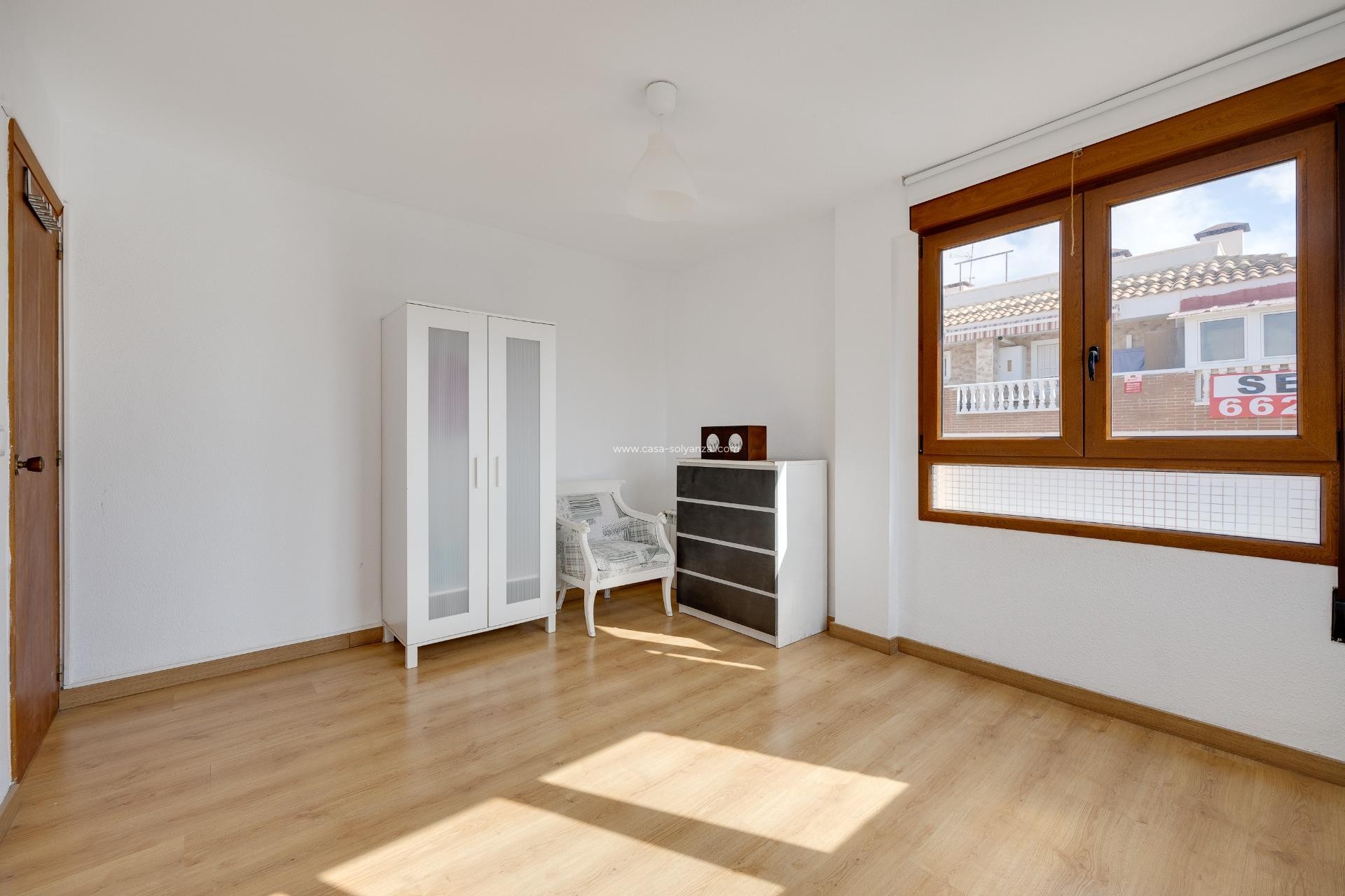 Resale - Apartment / flat - Torrevieja - Acequion