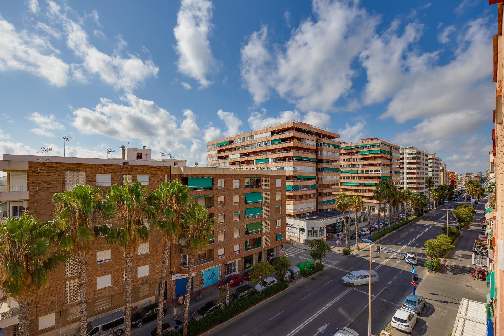Resale - Apartment / flat - Torrevieja - Acequion