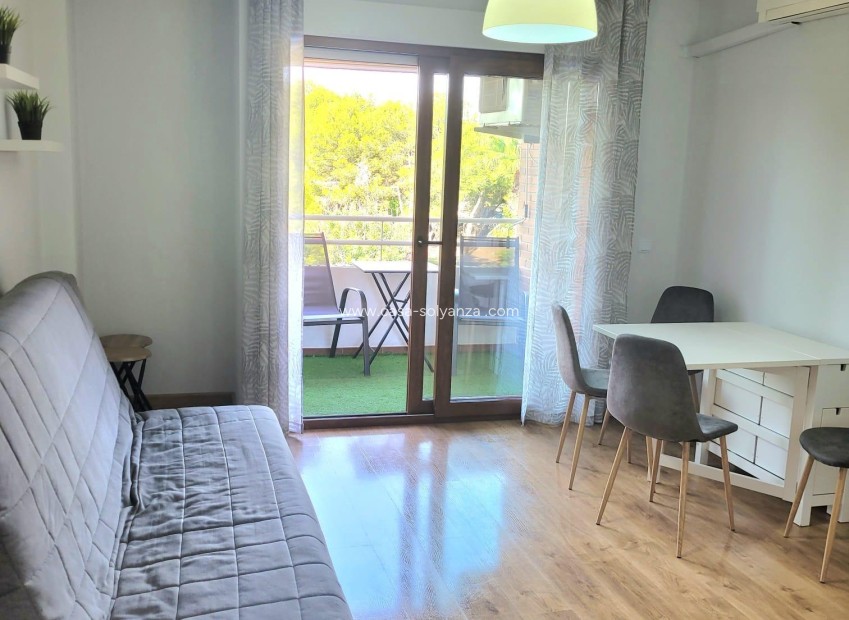 Resale - Apartment / flat - Torrevieja - Acequion
