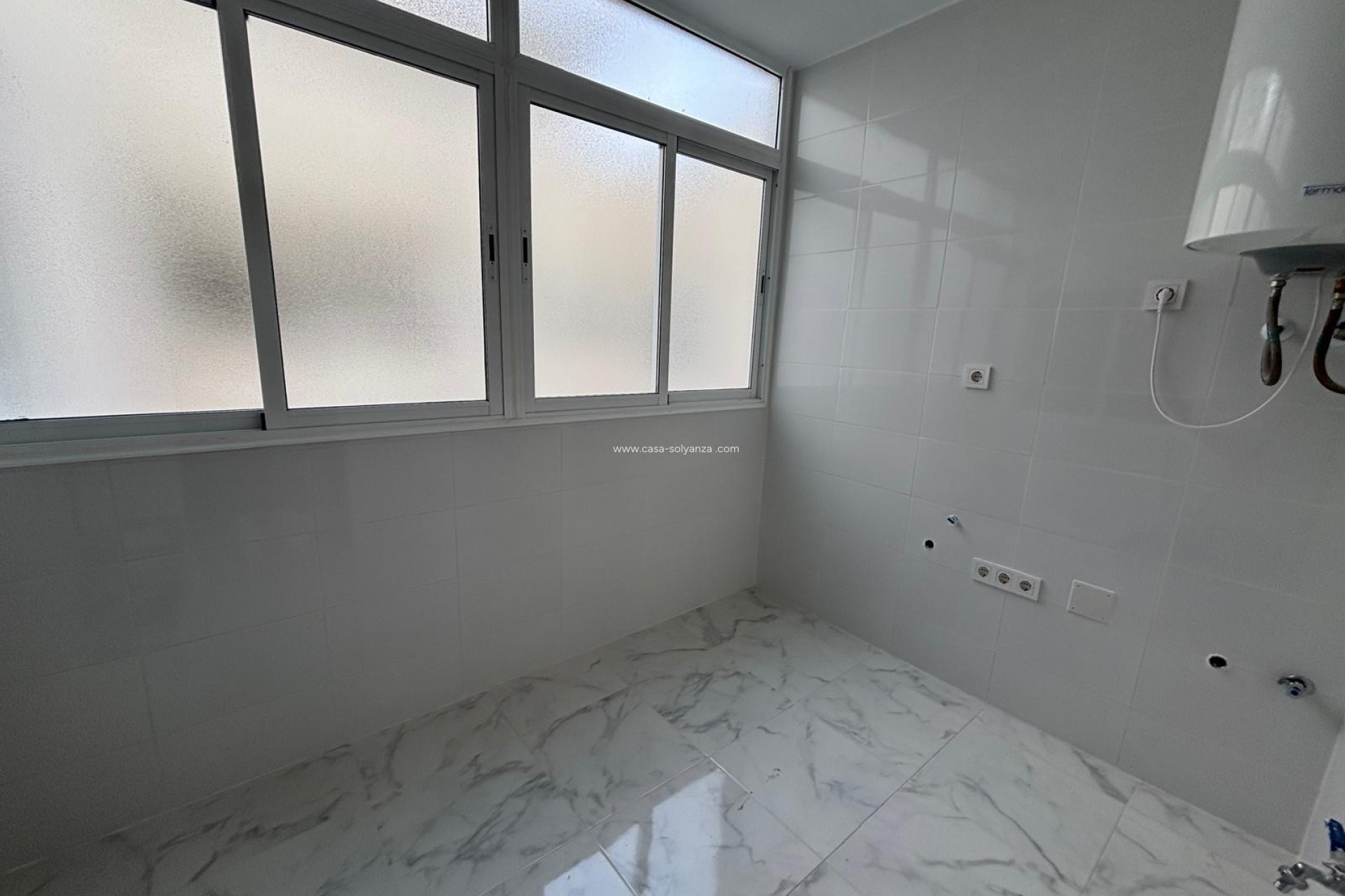 Resale - Apartment / flat - Torrevieja - Acequion