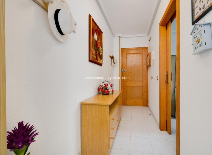 Resale - Apartment / flat - Torrevieja - Acequion