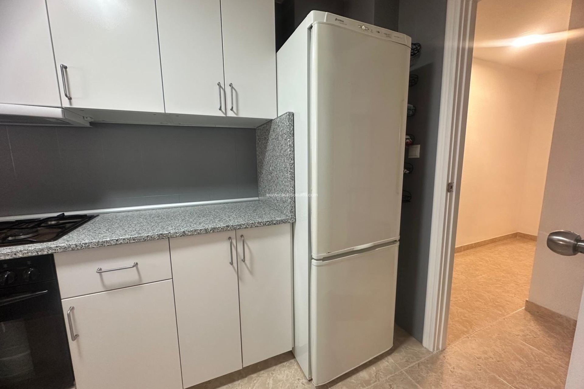 Resale - Apartment / flat - Torrevieja - Acequion