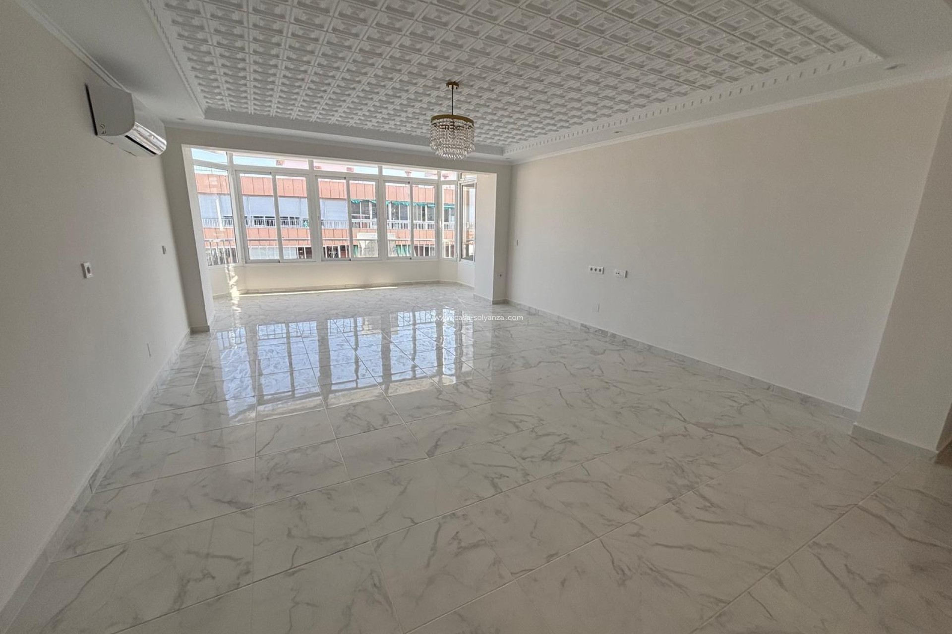 Resale - Apartment / flat - Torrevieja - Acequion