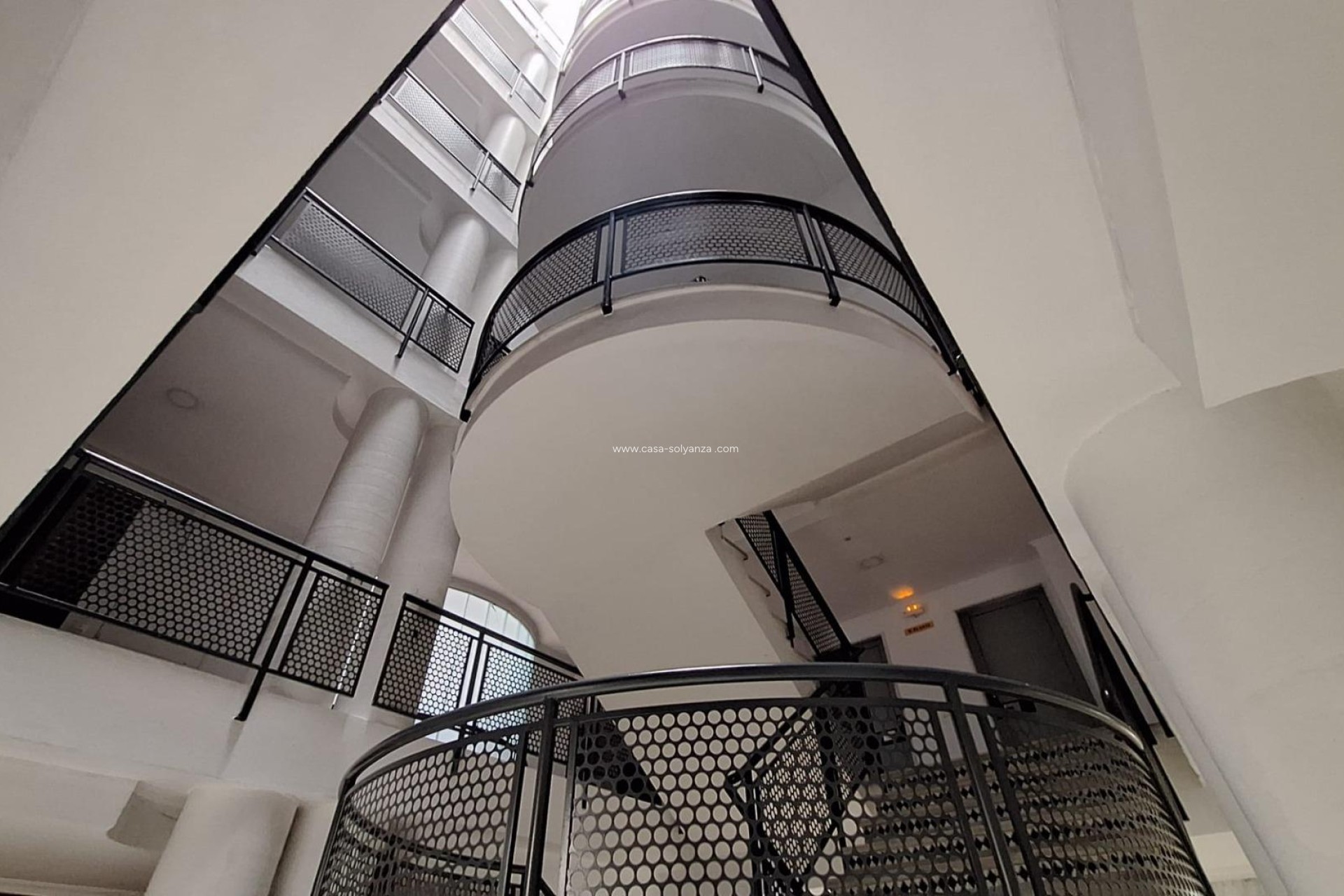 Resale - Apartment / flat - Torrevieja - Acequion