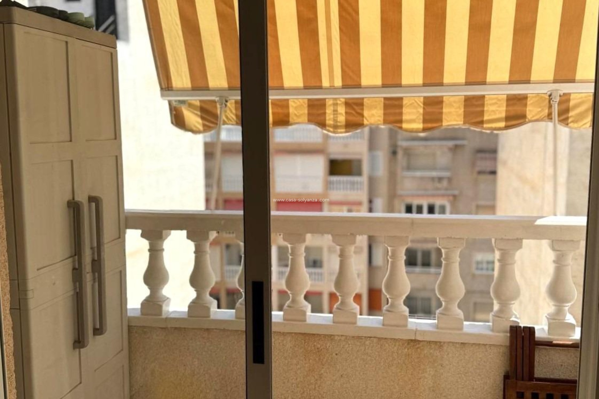 Resale - Apartment / flat - Torrevieja - Acequion