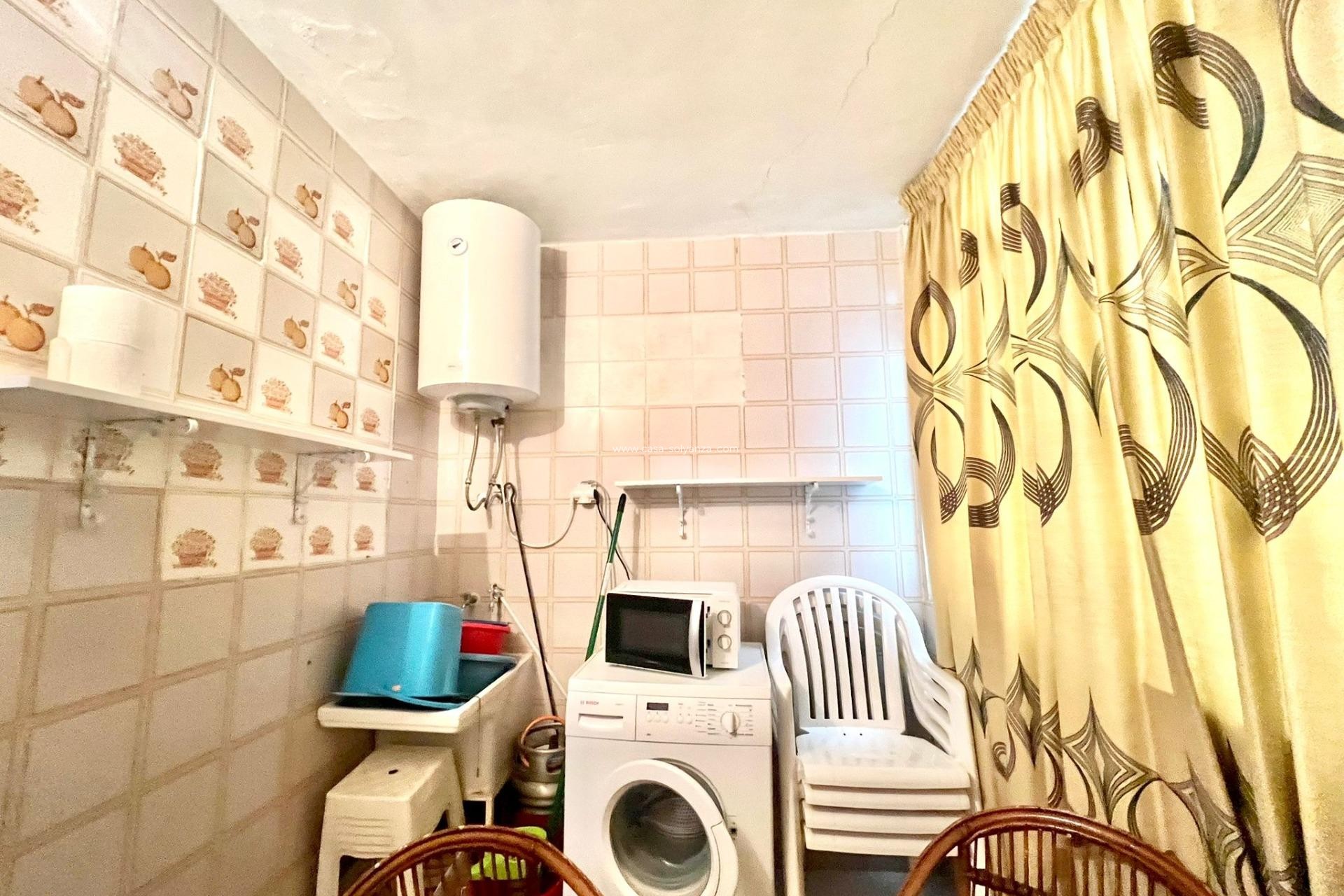 Resale - Apartment / flat - Torrevieja - Acequion