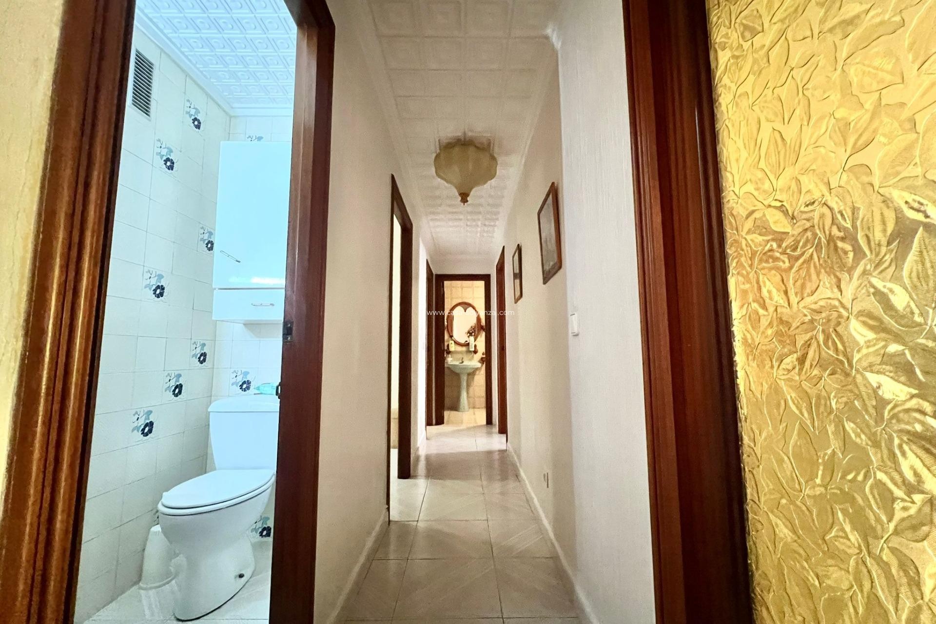 Resale - Apartment / flat - Torrevieja - Acequion