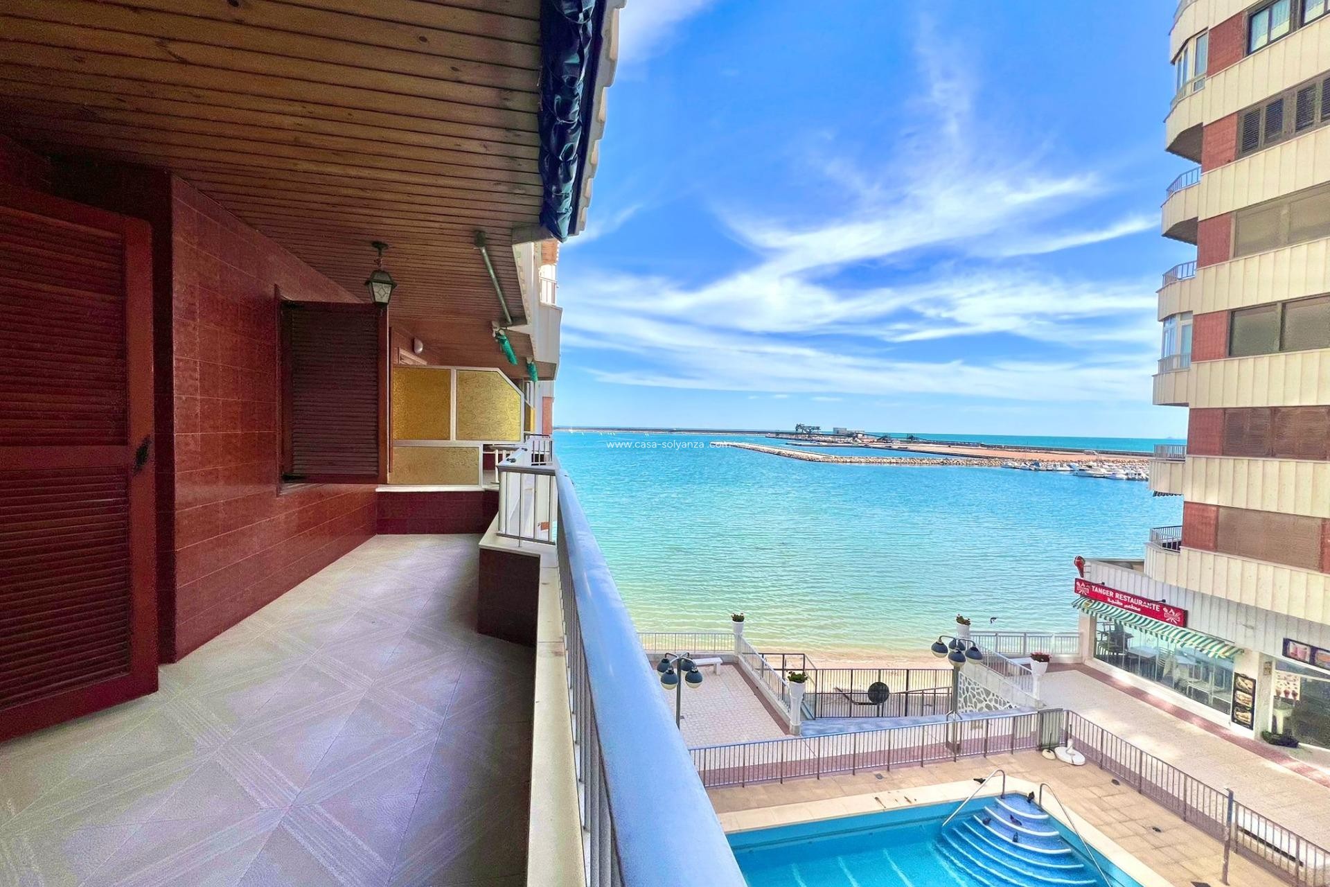 Resale - Apartment / flat - Torrevieja - Acequion