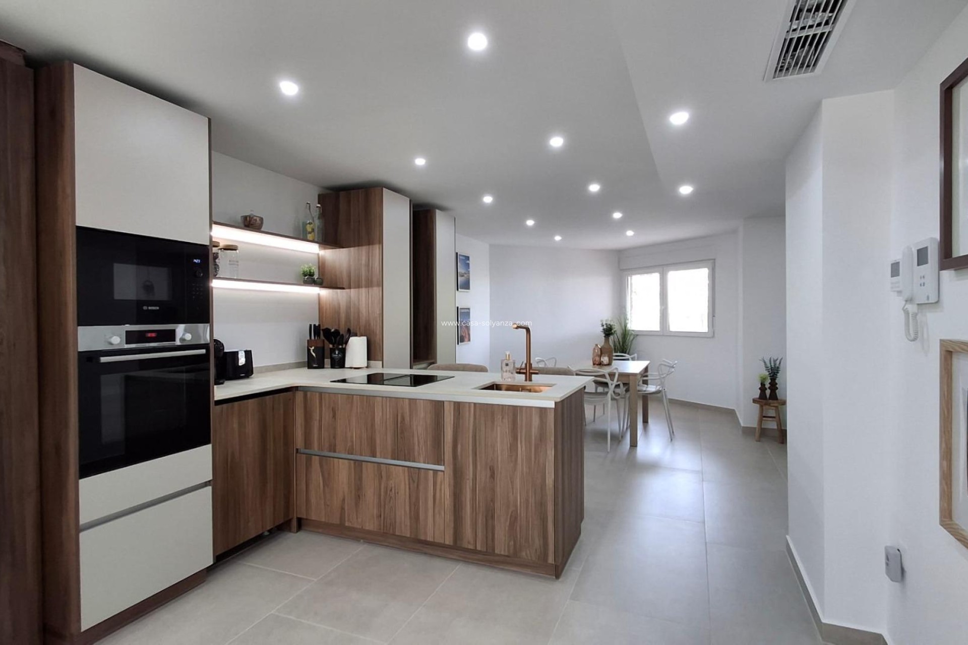 Resale - Apartment / flat - Torrevieja - Acequion