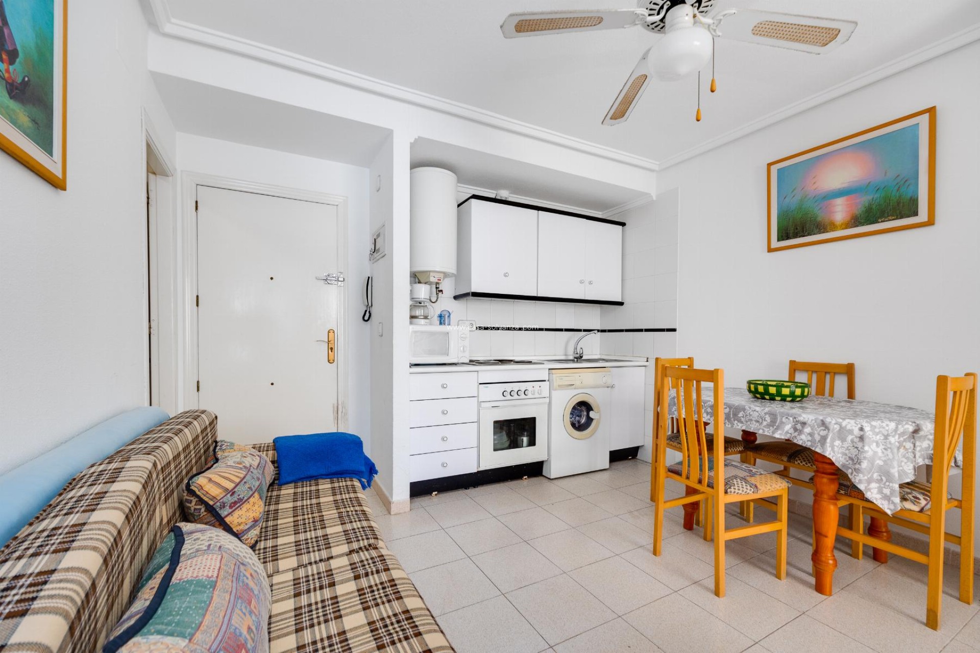 Resale - Apartment / flat - Torrevieja - Acequion