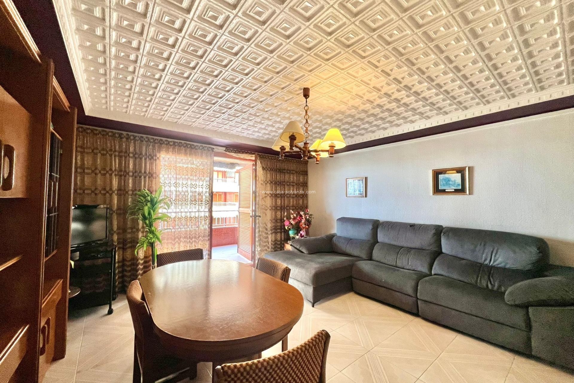 Resale - Apartment / flat - Torrevieja - Acequion