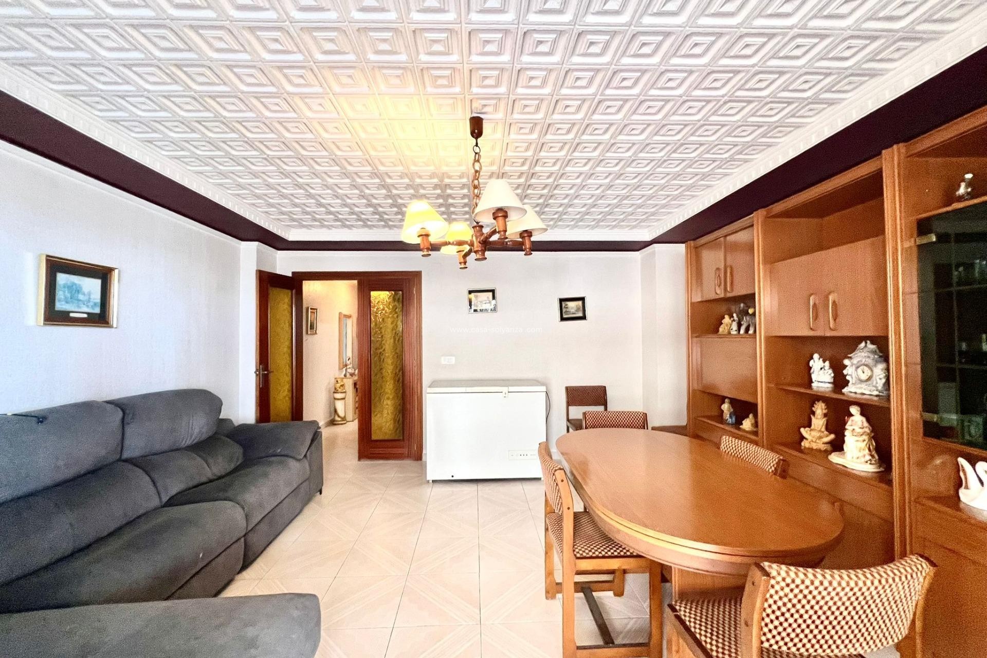Resale - Apartment / flat - Torrevieja - Acequion