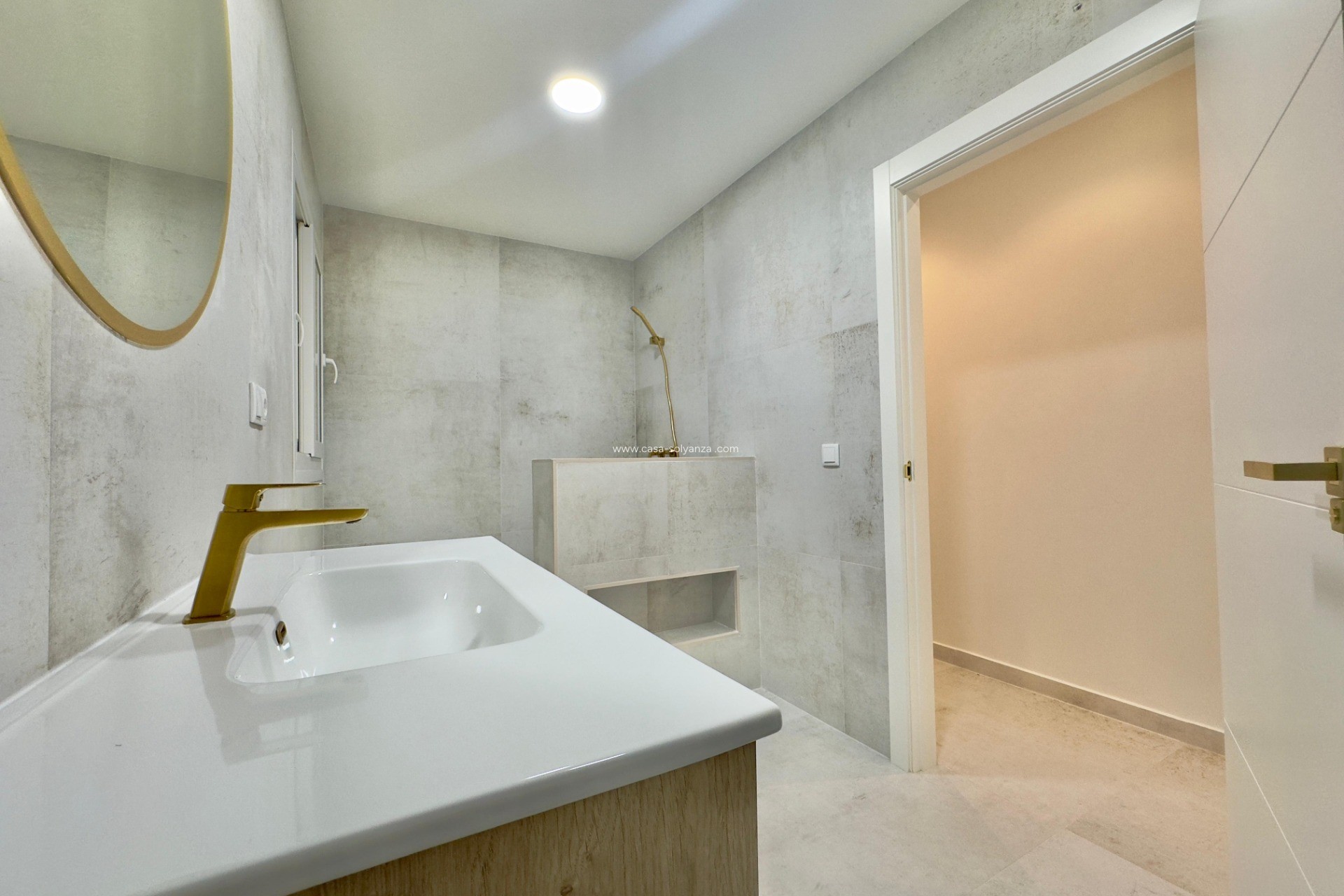 Resale - Apartment / flat - Torrevieja - Acequion