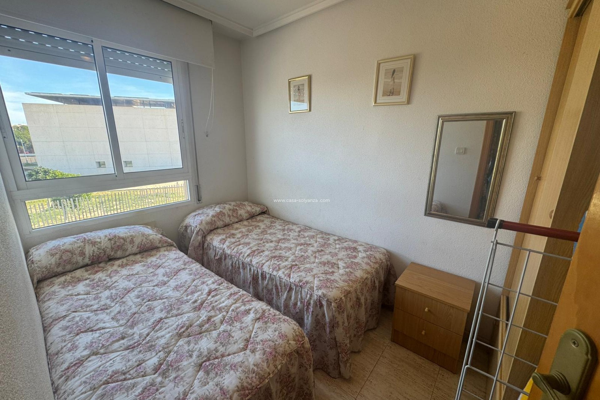 Resale - Apartment / flat - Torrevieja - Acequion
