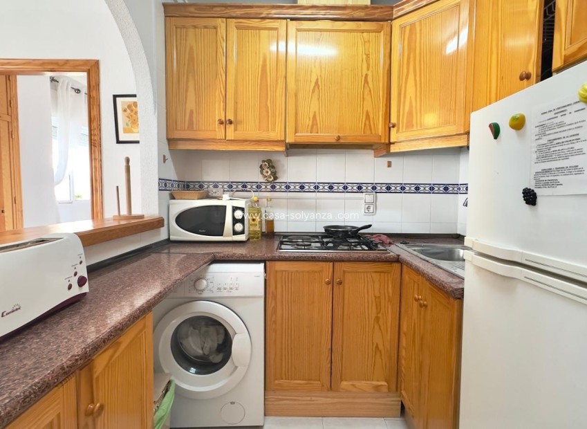 Resale - Apartment / flat - Torrevieja - Acequion